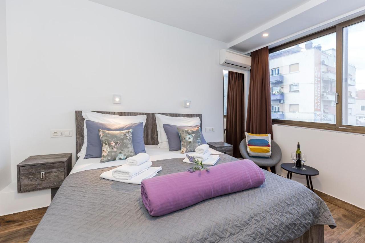 Apinelo Tower Rooms Split Exterior photo