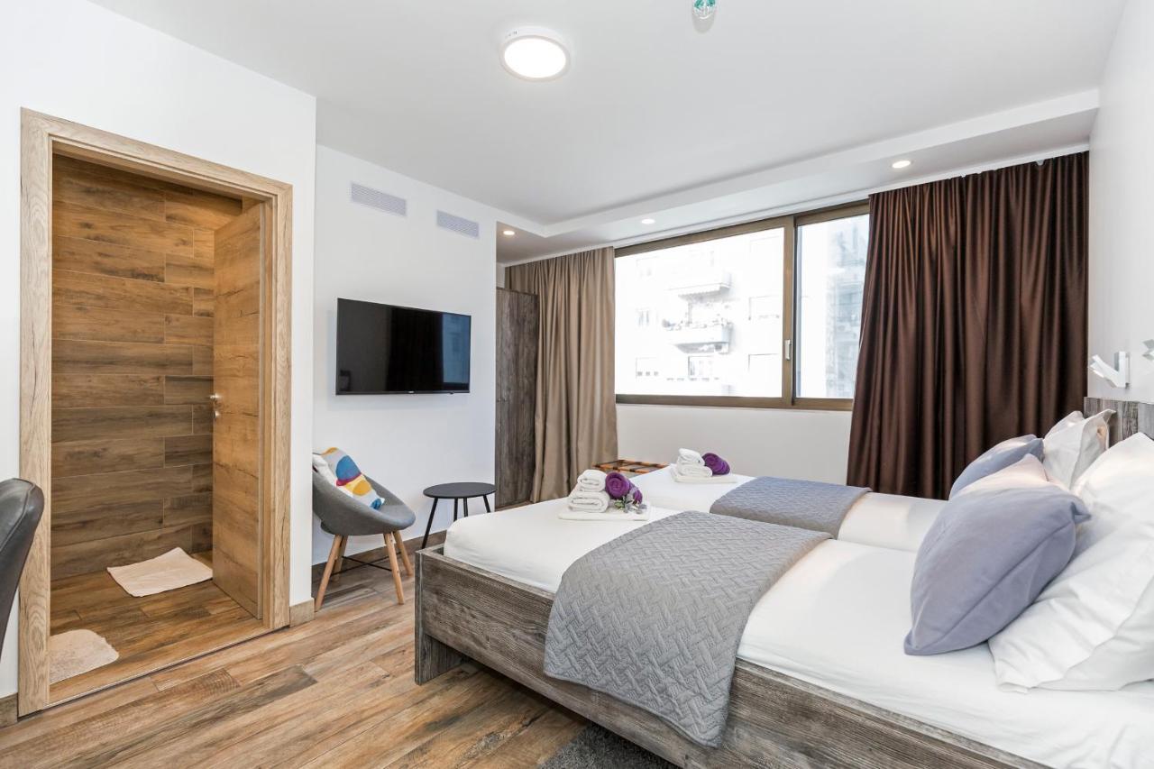 Apinelo Tower Rooms Split Exterior photo